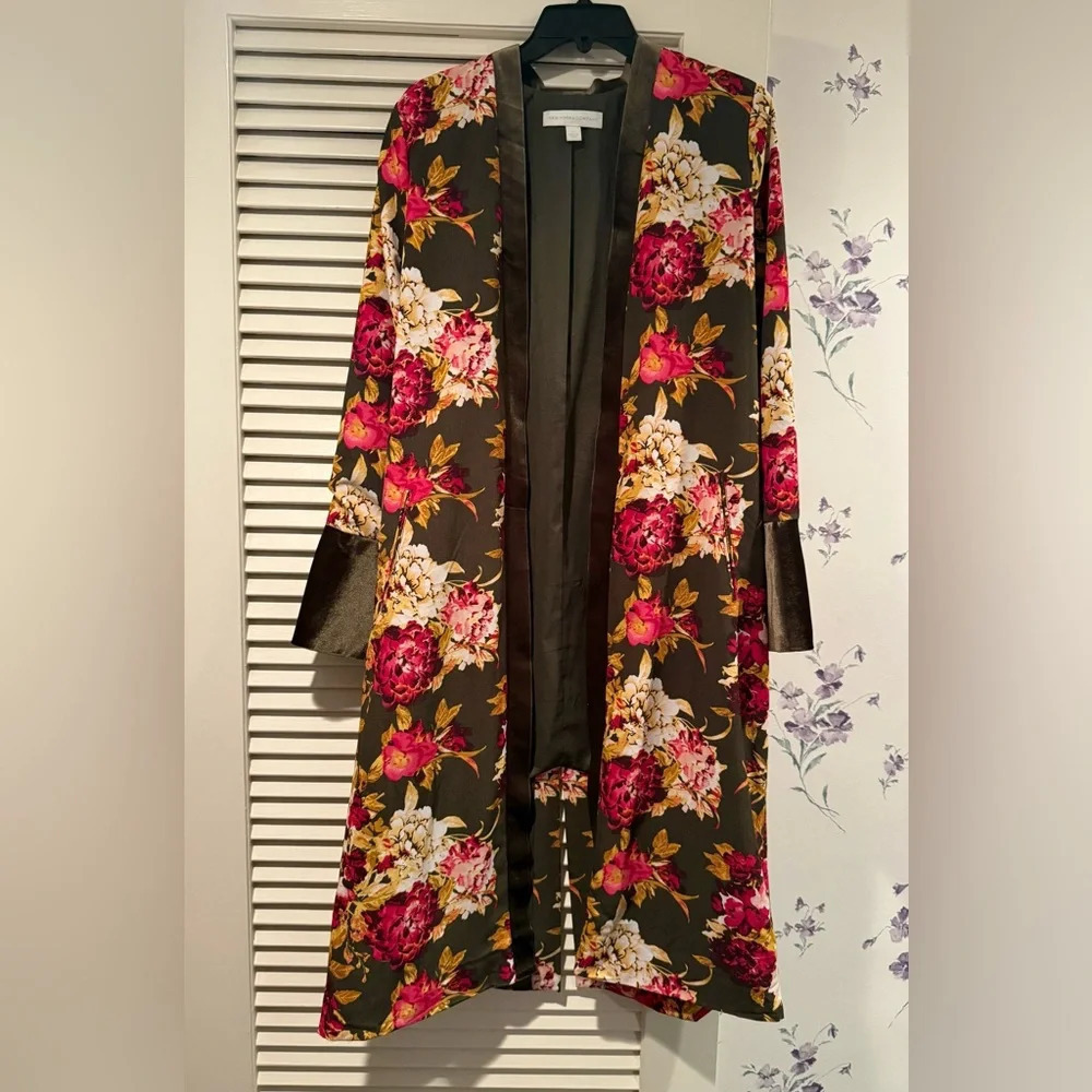 New York & Company Olive Floral Kimono Size XS/S